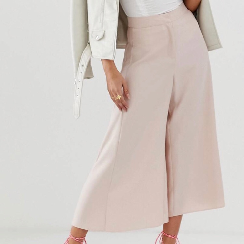 Pants in Nude color